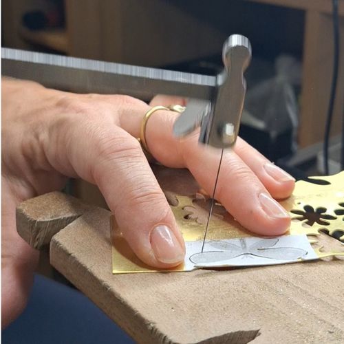 gioielli artigianali fatti a mano in laboratorio