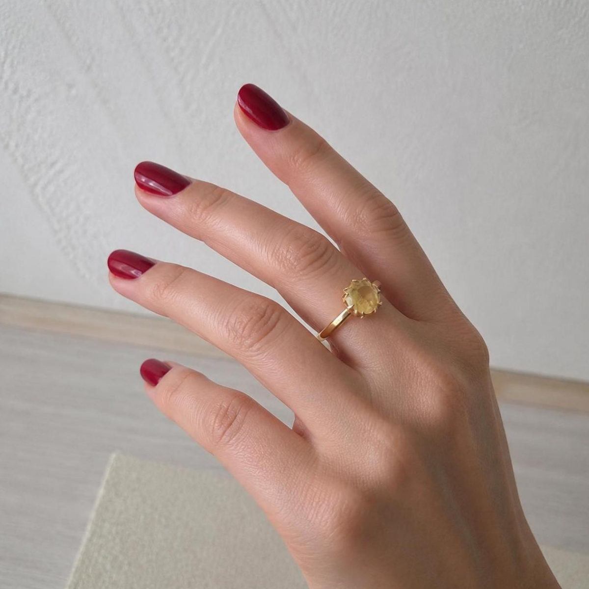 Anello regolabile in ottone e pietra naturale, gioiello artigianale - immagine 5