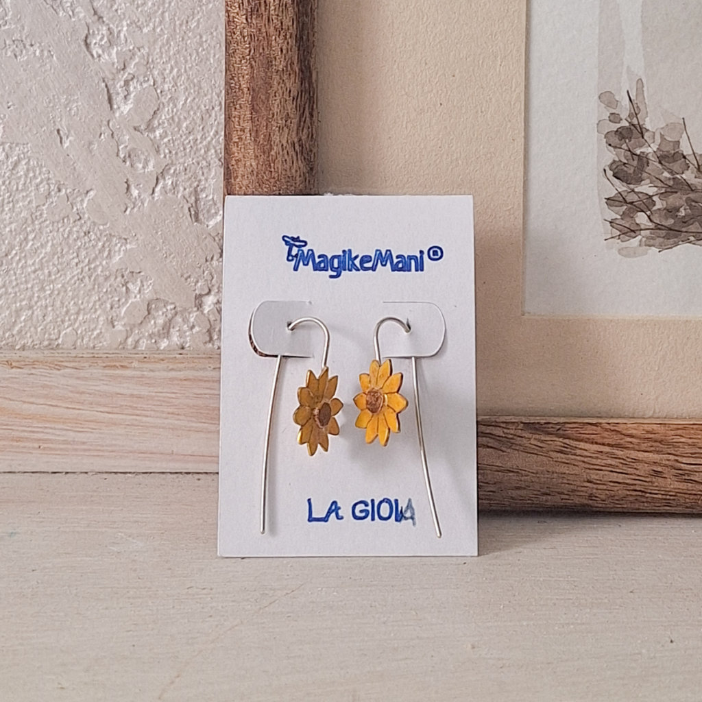 Orecchini girasole con monachella a stelo, pendenti, artigianali, smaltati, simbolo di gioia