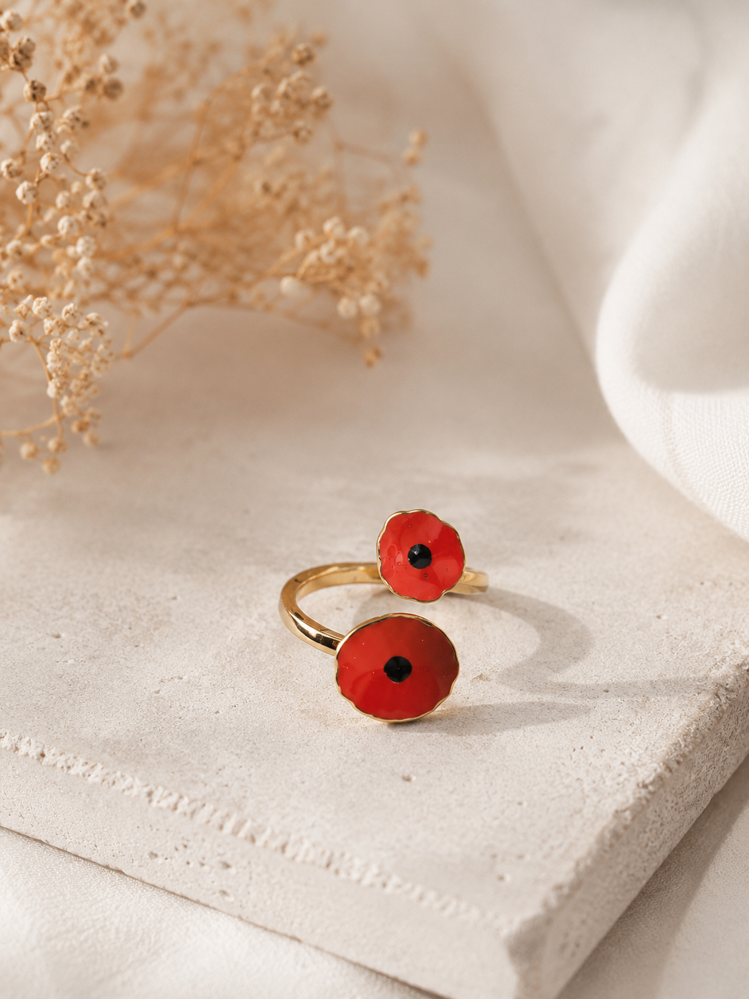 Anello papavero artigianale, regolabile in ottone - immagine 2