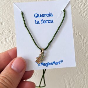 Collana quercia artigianale in ottone – Fogliolina simbolo di forza interiore